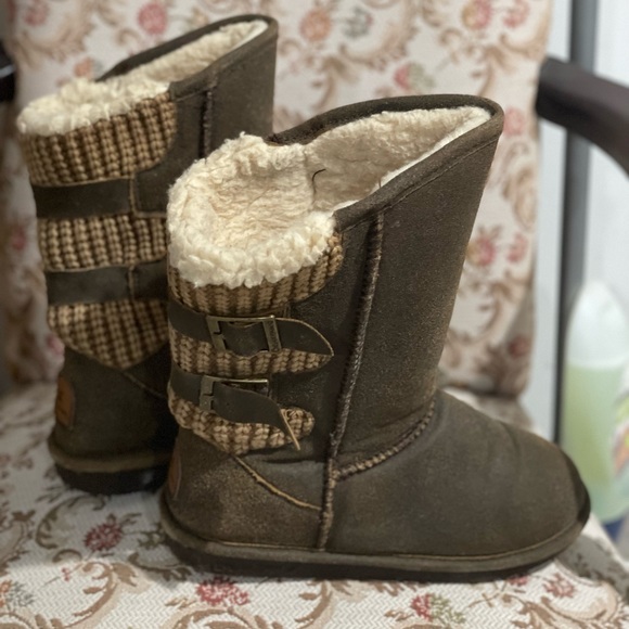 BearPaw Boshie Chestnut Distress - Picture 5 of 7